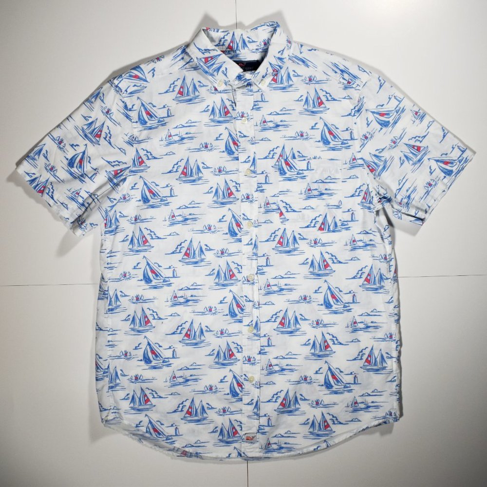 Vineyard Vines Short Sleeve Murray Shirt - White with Blue Sailboats - Medium - Picture 2 of 5